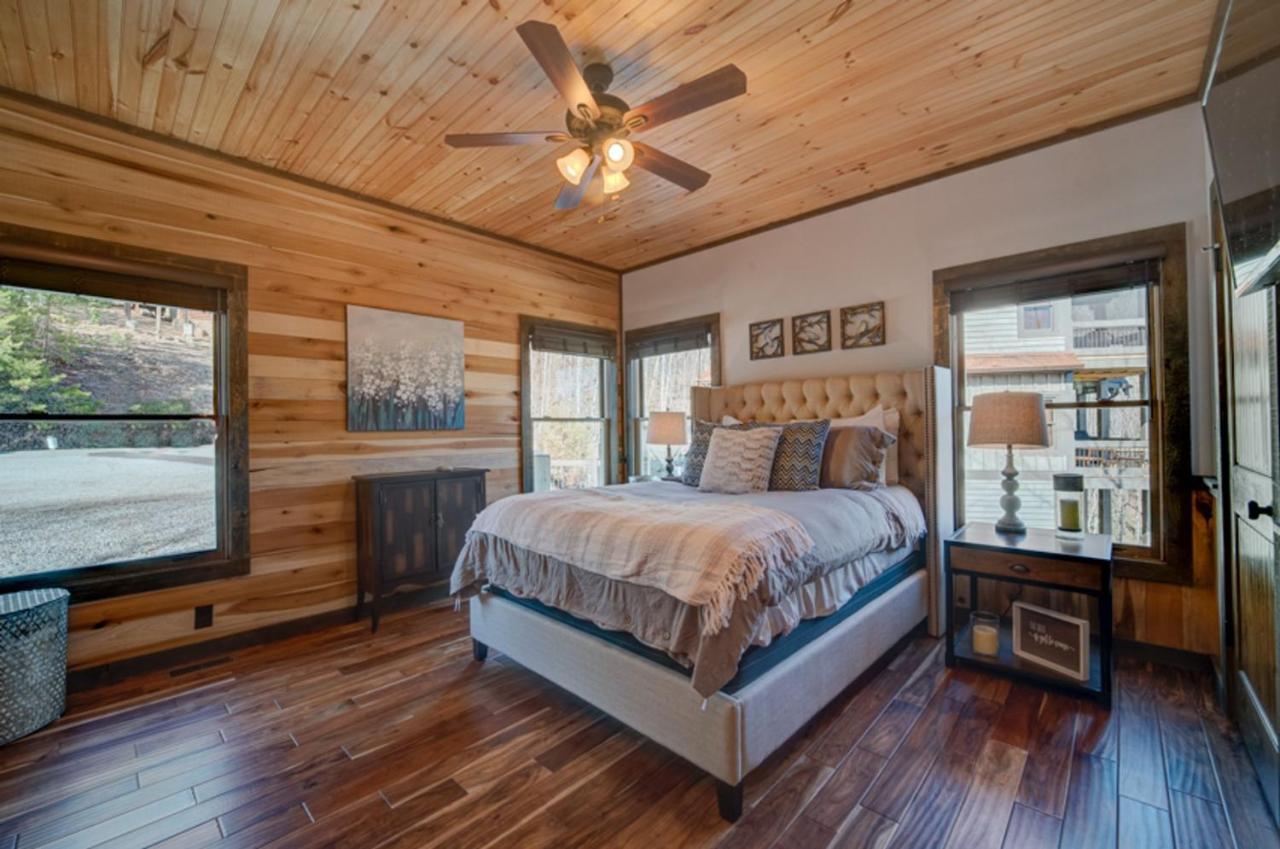 Bear Claw Cabin Блу-Ридж Экстерьер фото
